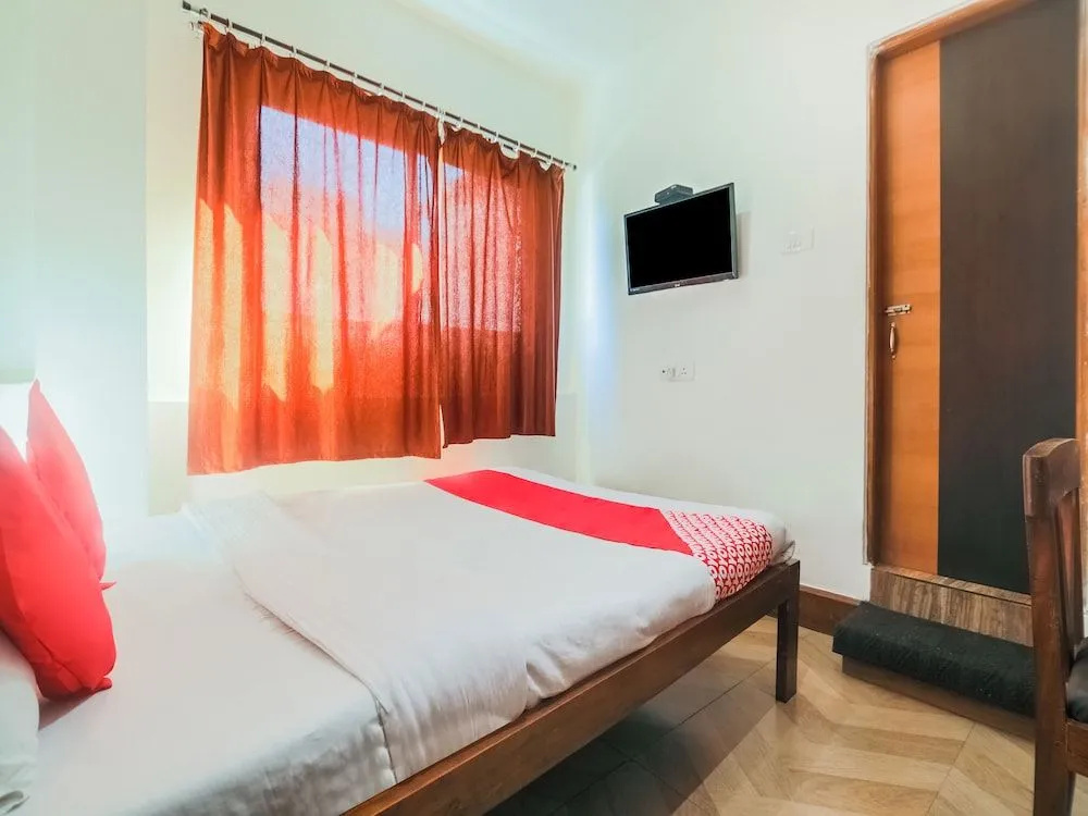 OYO 2747 Hotel Shaurya Inn