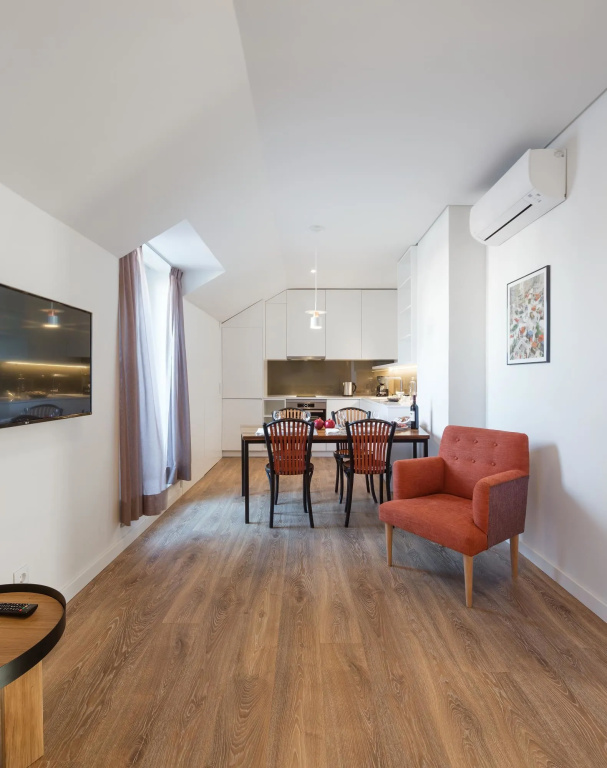LSA Chiado Emenda by Numa