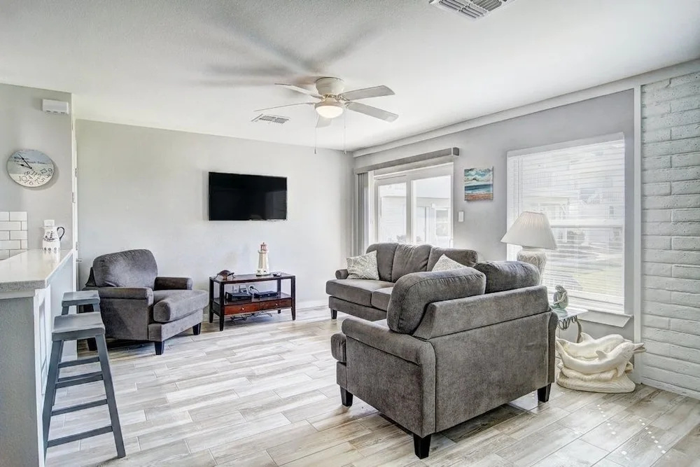 El Cortezminiums  EC118 - 2 Br Condo
