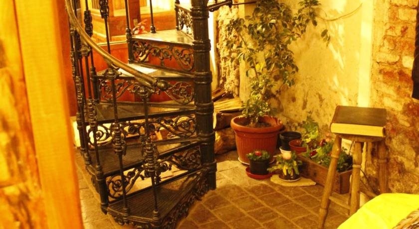 Hostal Acuarela
