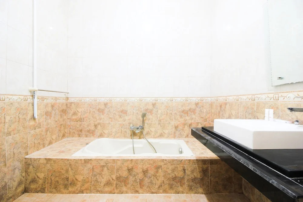 Tiaz Homestay by OYO Rooms