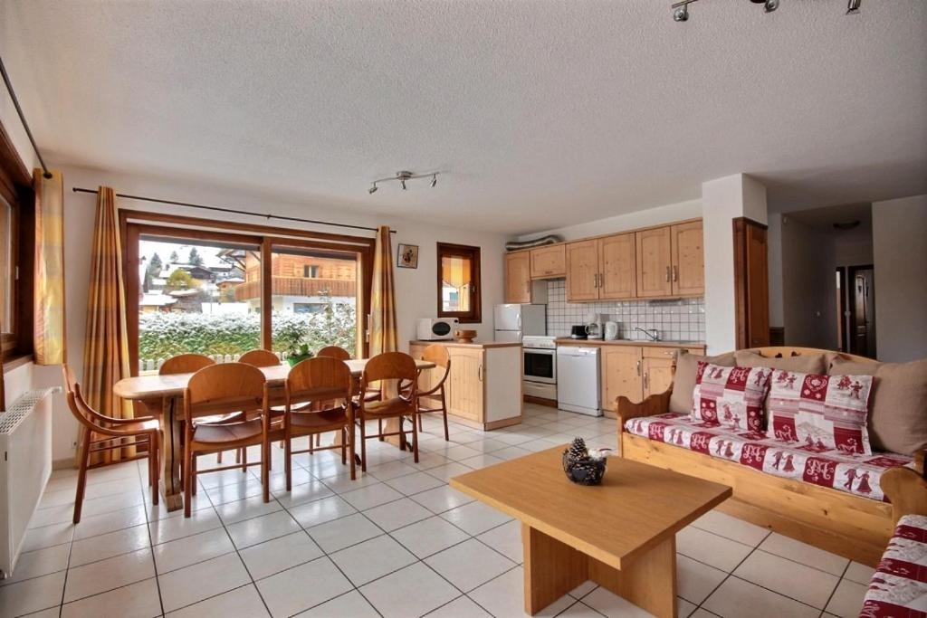 Deux Appartements Combinables - Proche Remontee Mecaniques - Morzine- 12 Personnes- Etoile 1&2