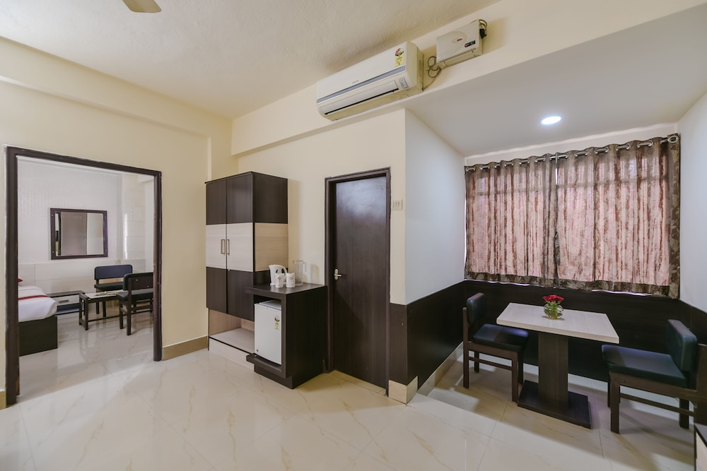 Hotel Roopa