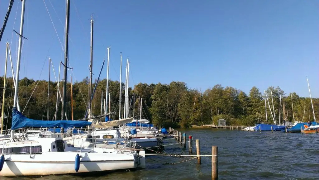 Zwei Ferienwohnungen Ankerpatz 70 qm mit Loggia & Puppenstube 50 qm mit Gartenterrasse in Hagenburg nähe Steinhuder Meer