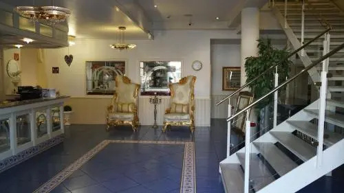 Bach Hotel