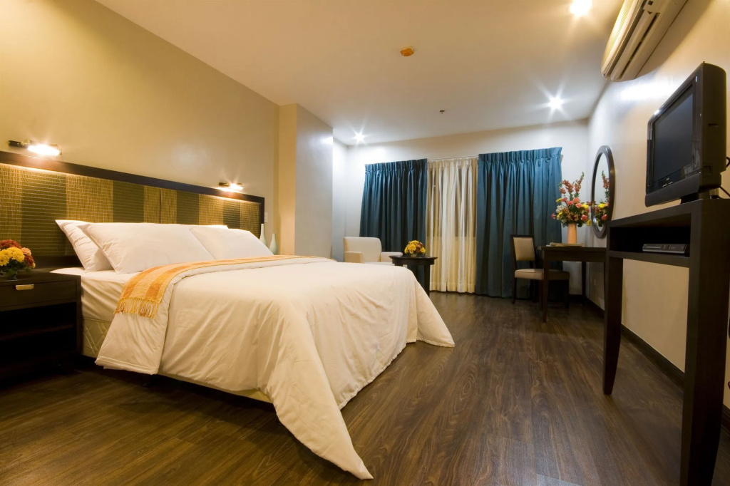 Baguio Burnham Suites Hotel