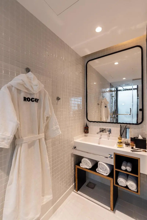 Studio One Hotel