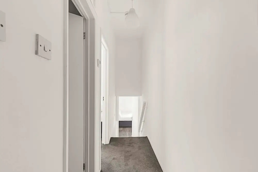 Bright and Newly Furnished Acton Apartment