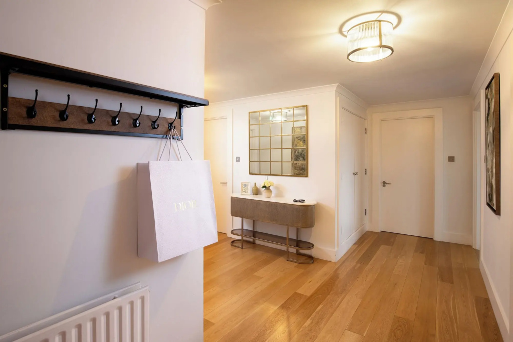 Monarch House - Serviced Apartments - Kensington