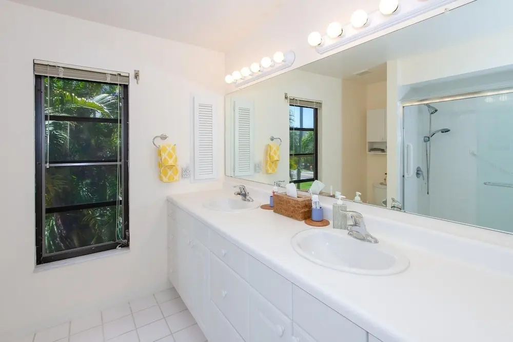 Sandcastle - Pool Home In The Dunes With Lake View! 3 Bedroom Home