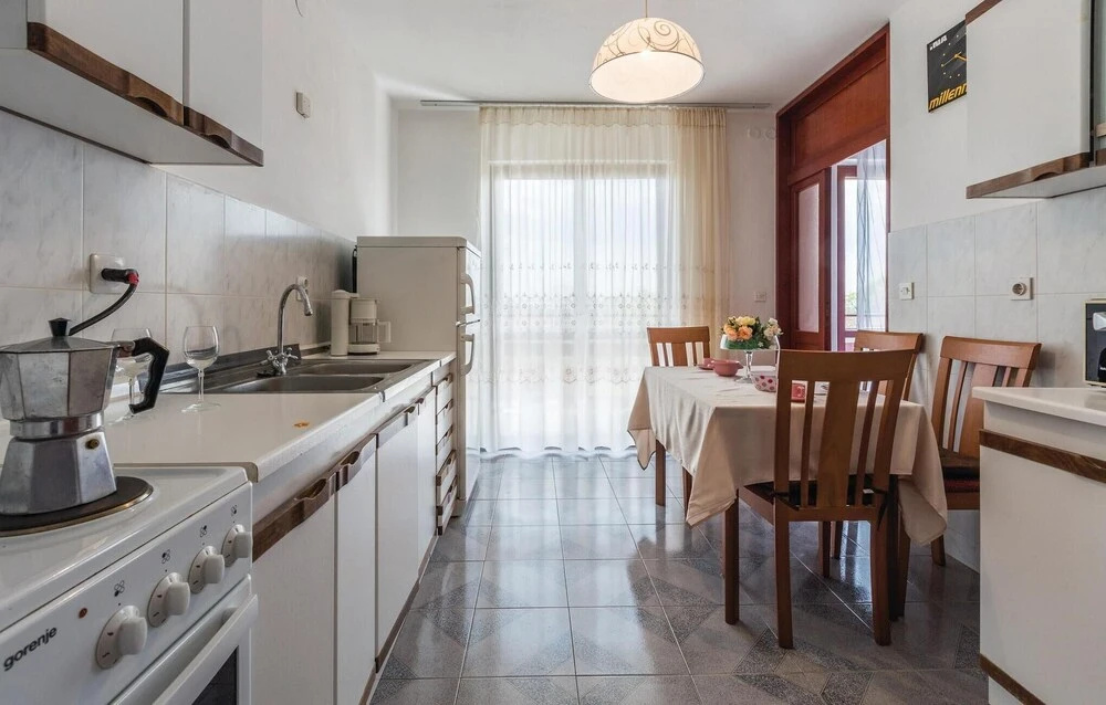 Nice Home in Kastelir With Wifi and 2 Bedrooms