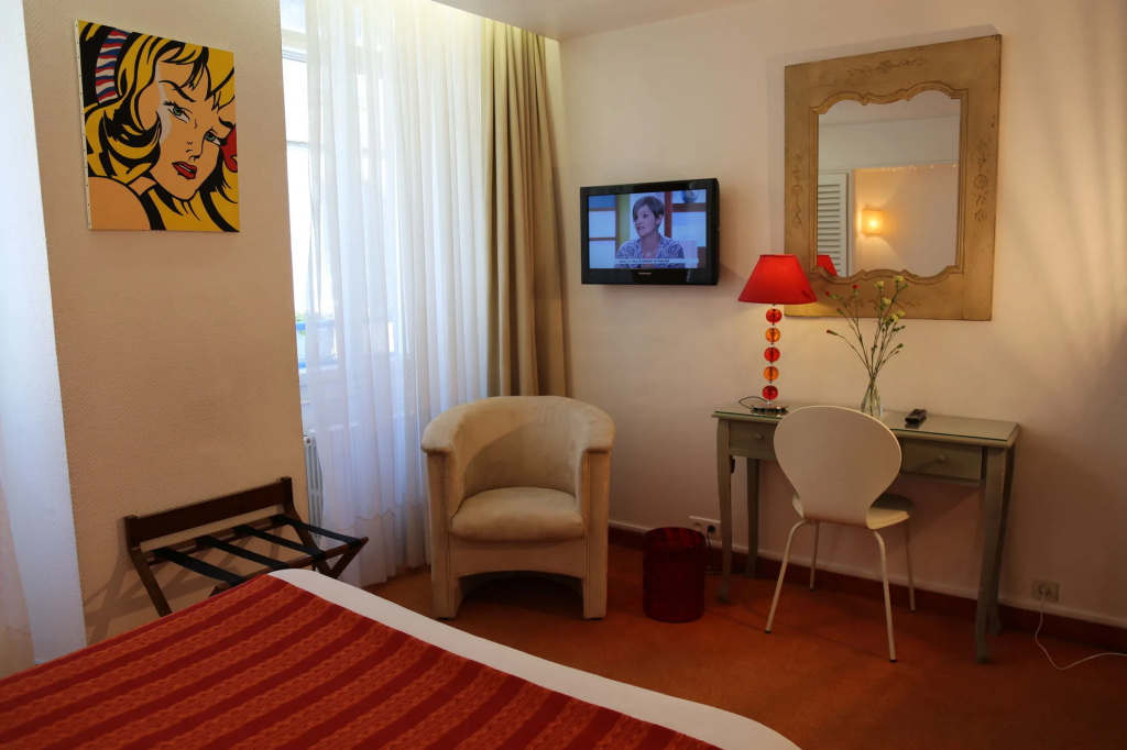 Hôtel Moderna