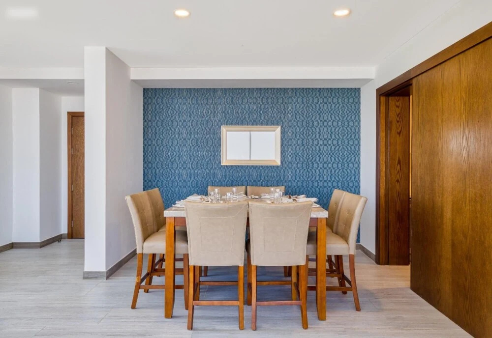 Cali Style 4 BR Penthouse Large Patio