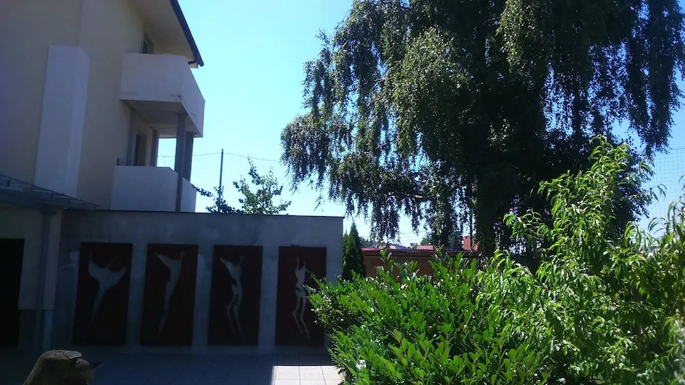 Vila Ema Apartments and Rooms