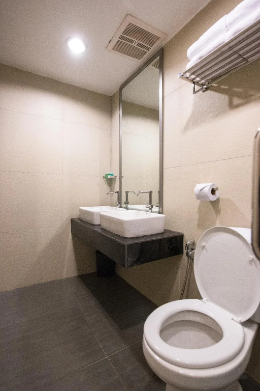 Aston Boutec Hotel Lintas Plaza