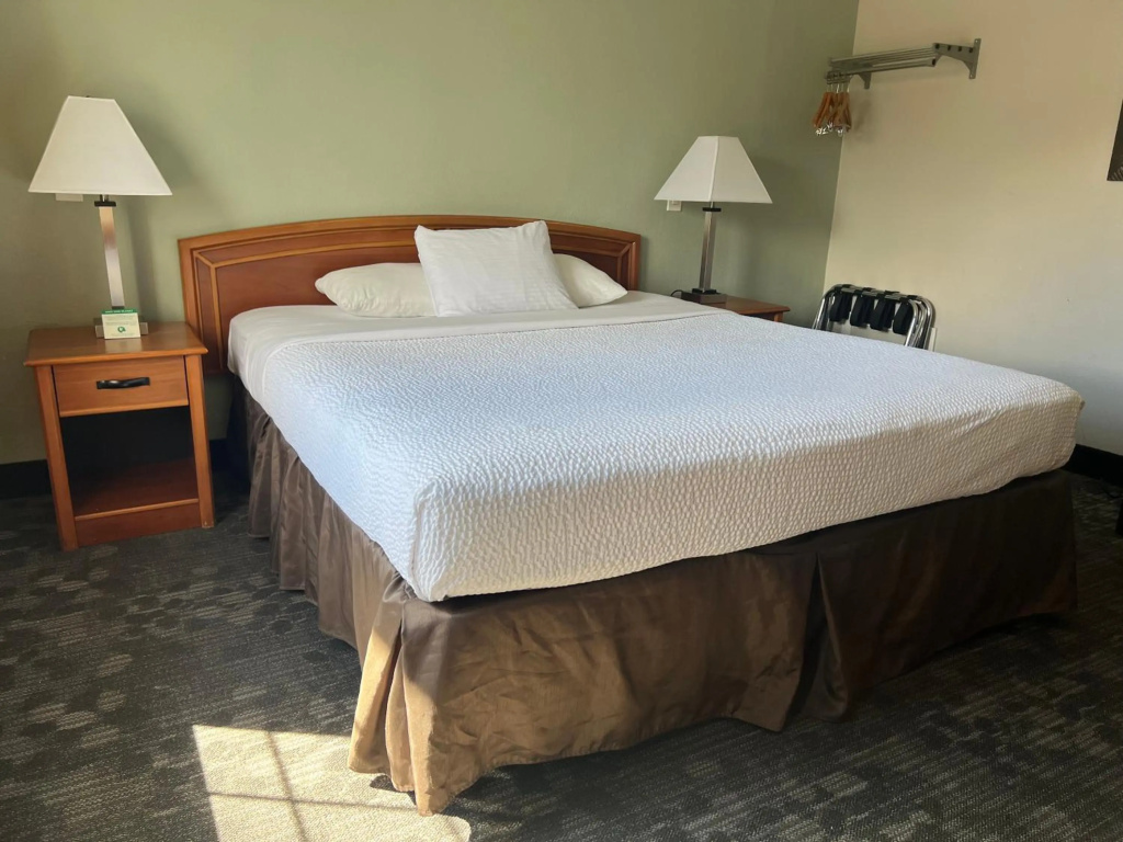 Hotel Parmani Near Stanford University