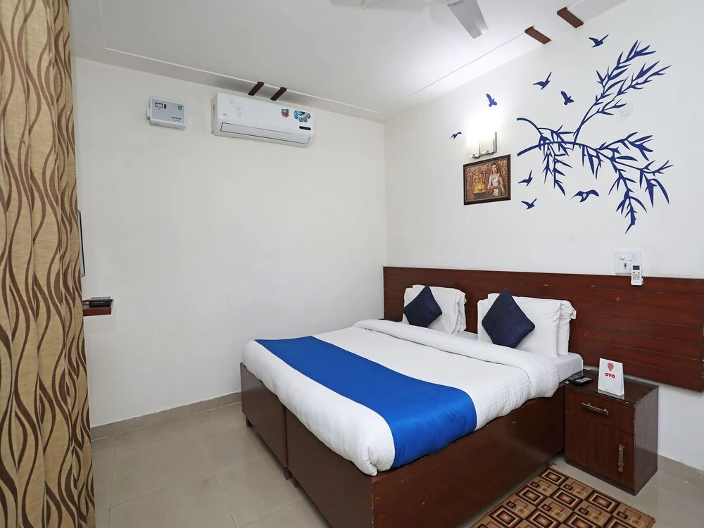 OYO 10804 Hotel Kumar