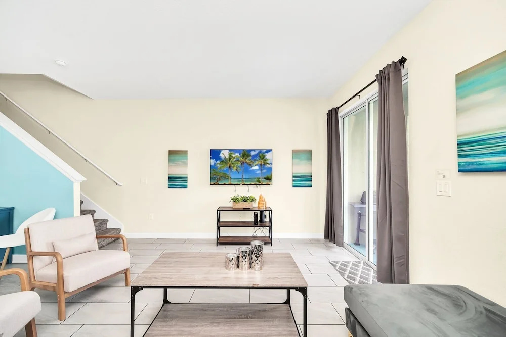 780pb Luxury 5Bd Home