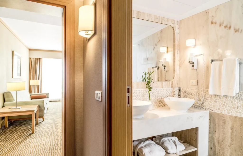 Sesimbra Oceanfront Hotel - Preferred Hotels and Resorts