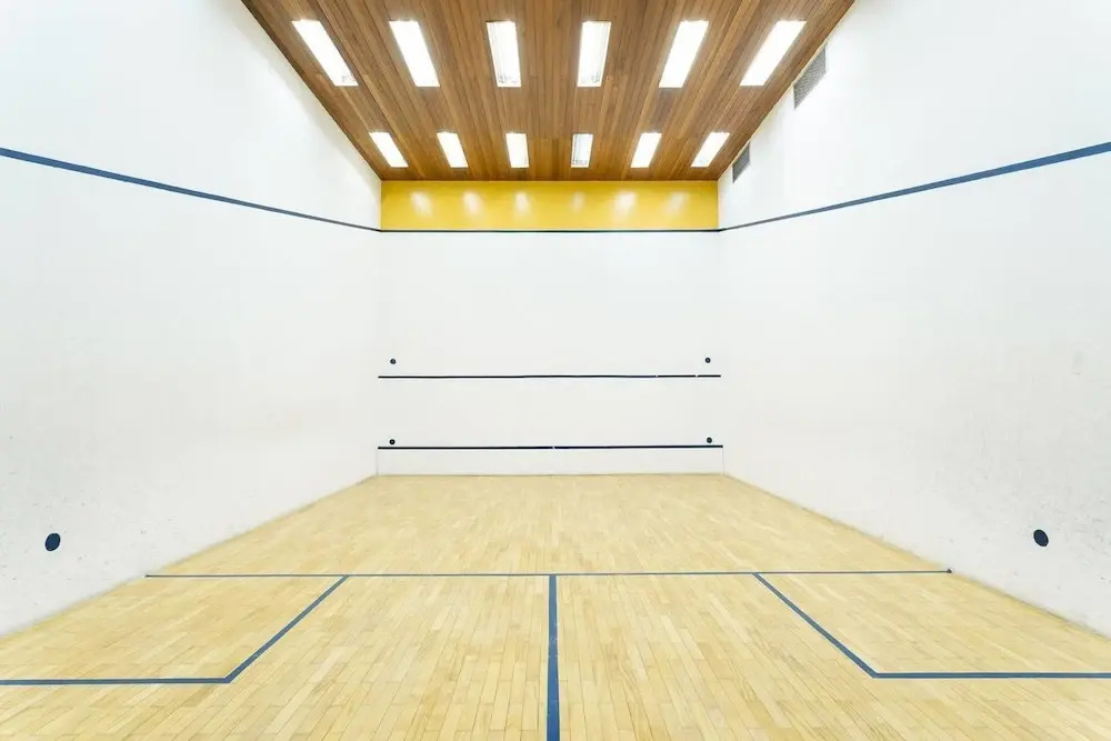 Lr810 Renovado, no Buzz dos Jardins, com Squash!