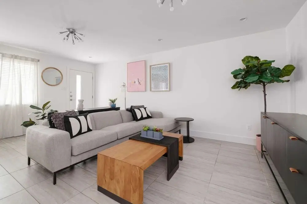 Upstay - Chic Clarksville Condo Near Downtown Austin