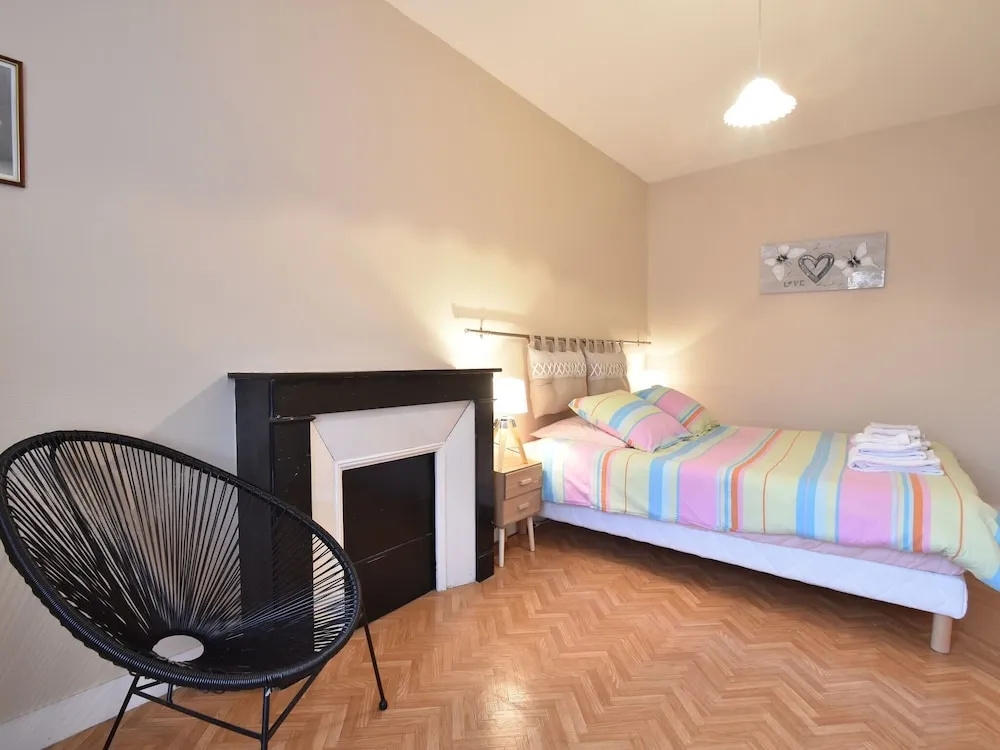 Cosy Holiday Home in Port-en-bessin-huppain With Garden