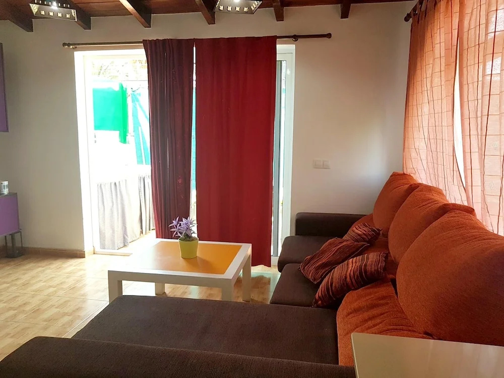 Bungalow With one Bedroom in Maspalomas, With Pool Access, Enclosed Garden and Wifi