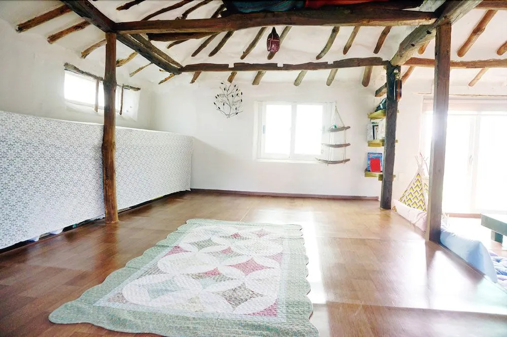 Unnie Guesthouse - Hostel