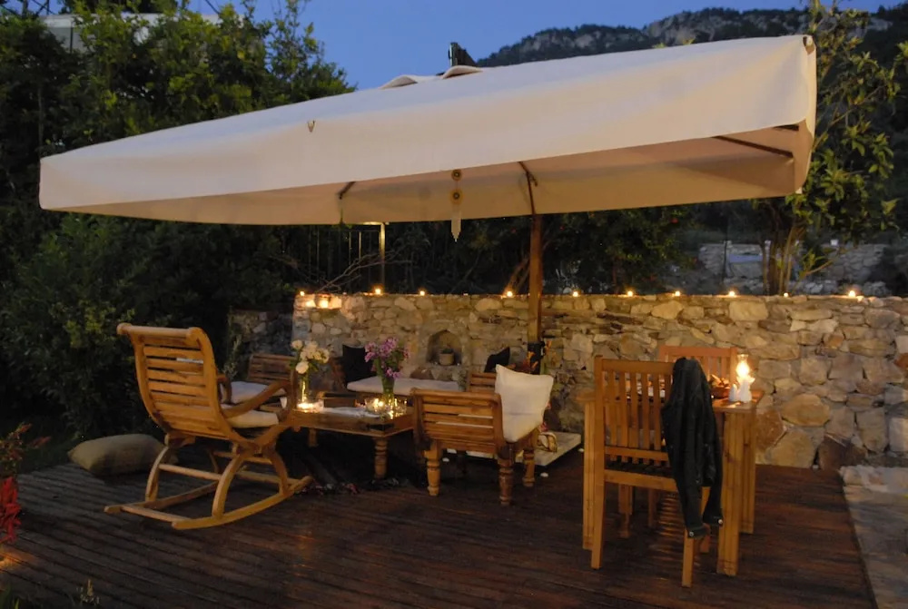 An unspoilt setting, luxurious surroundings and a warm, personal welcome