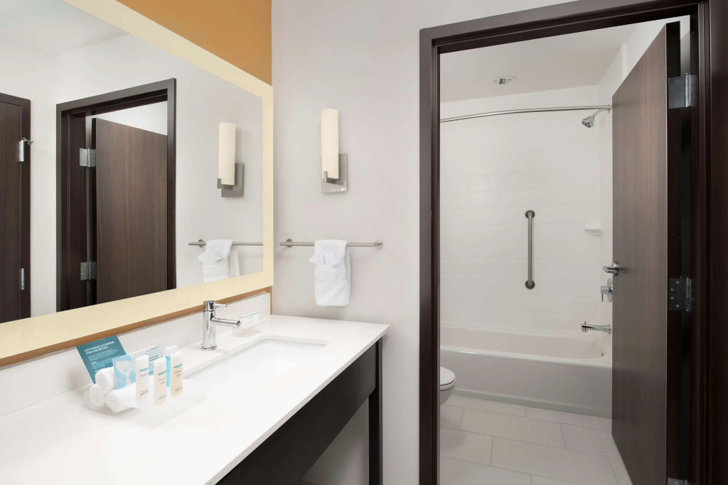 Homewood Suites By Hilton Kansas City Speedway