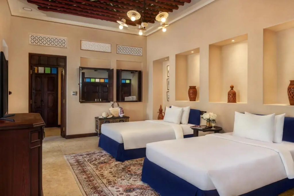 Al Maya Island & Resort