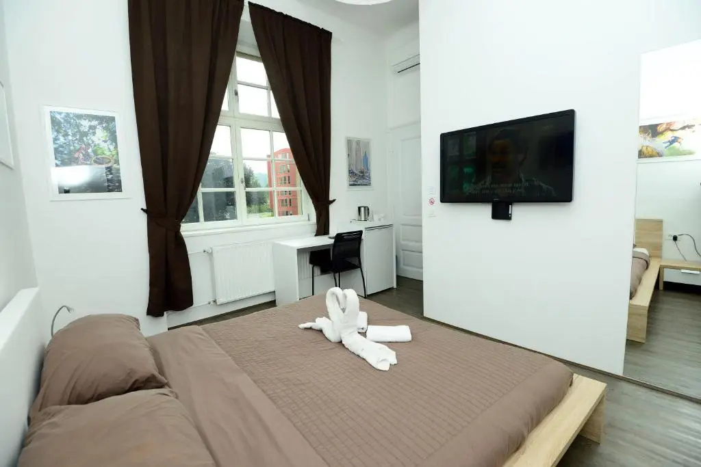Galeria Rooms