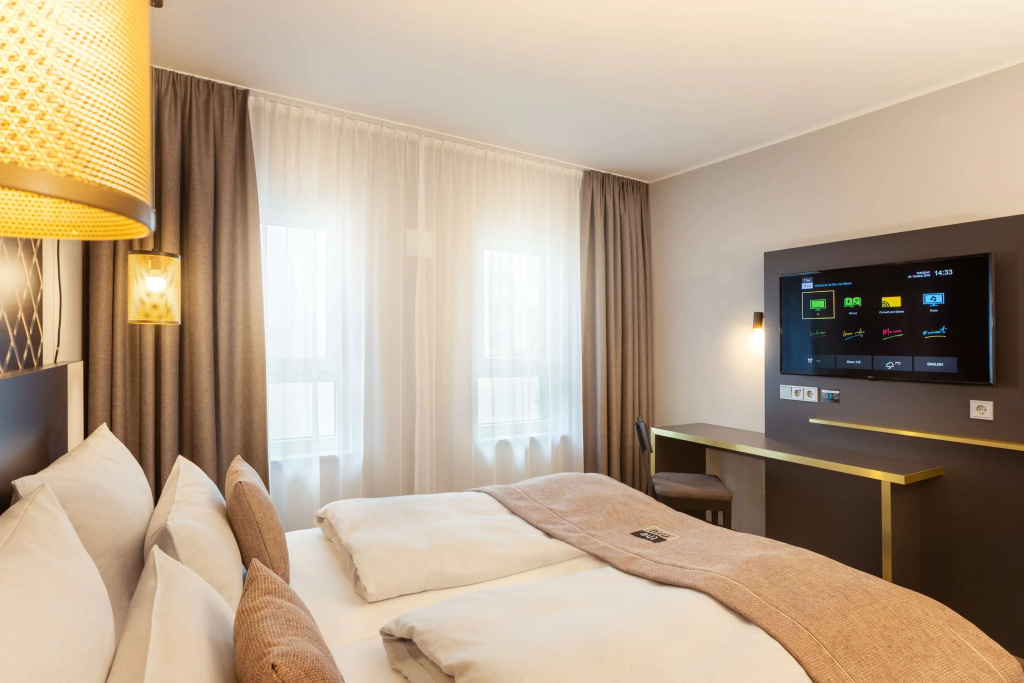 Holiday Inn - the niu, Mesh Stuttgart Messe by IHG