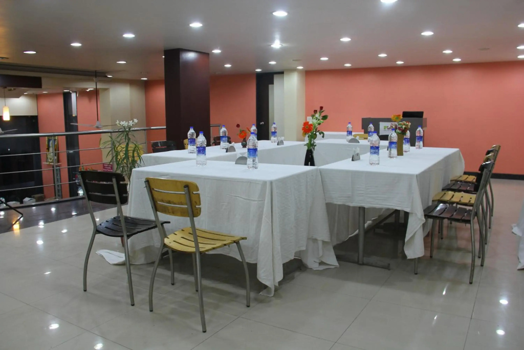 OYO Rooms Railway Station Bazar