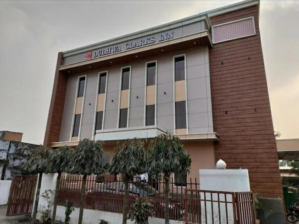 Clarks Inn Dudhwa