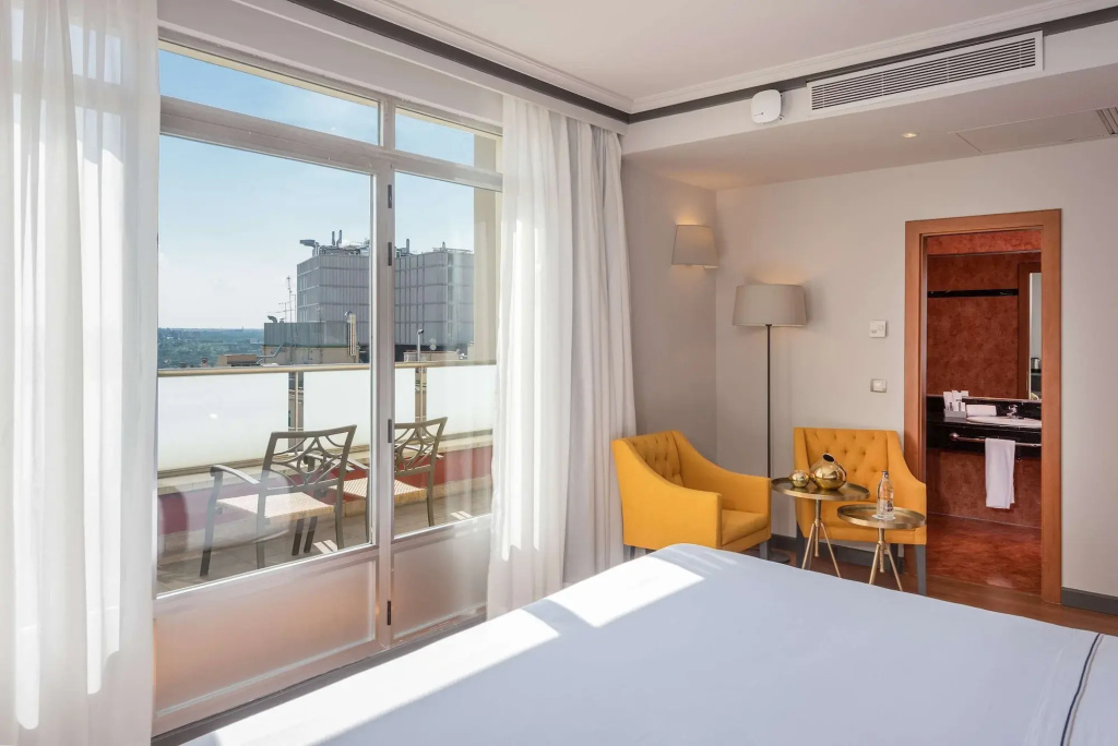 Hotel Madrid Plaza de España, Affiliated by Meliá