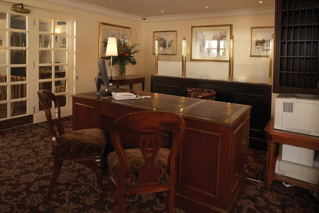 The George Hotel