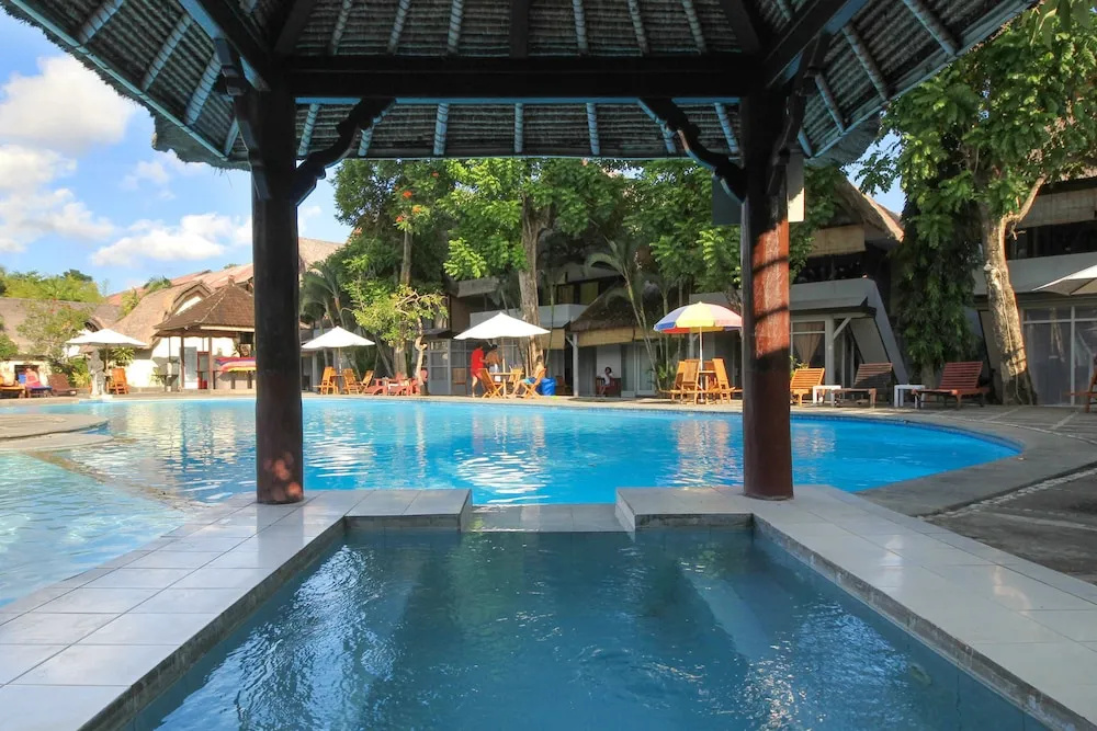 巴厘岛水明漾克罗柏崁贝拉班888酒店(Airy Eco Seminyak Kerobokan Beraban 888 Bali)