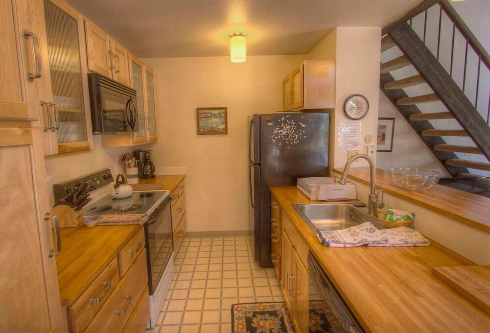 The Fall Line by Lake Tahoe Accommodations