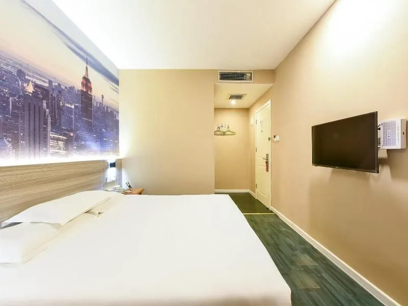Elan Hotel