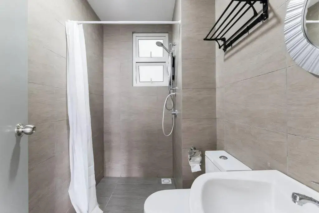 TR Residence Lovely 3 BR unit 6pax next to Titiwangsa LRT