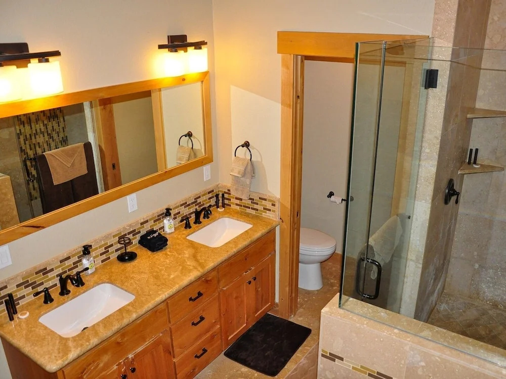 Becka Lake 3 Bedroom Home