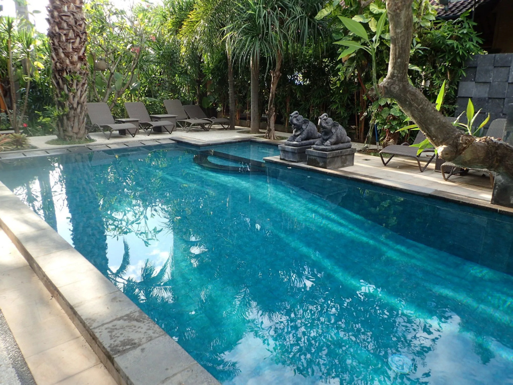 Alami Resort, Restaurant and Dive Center