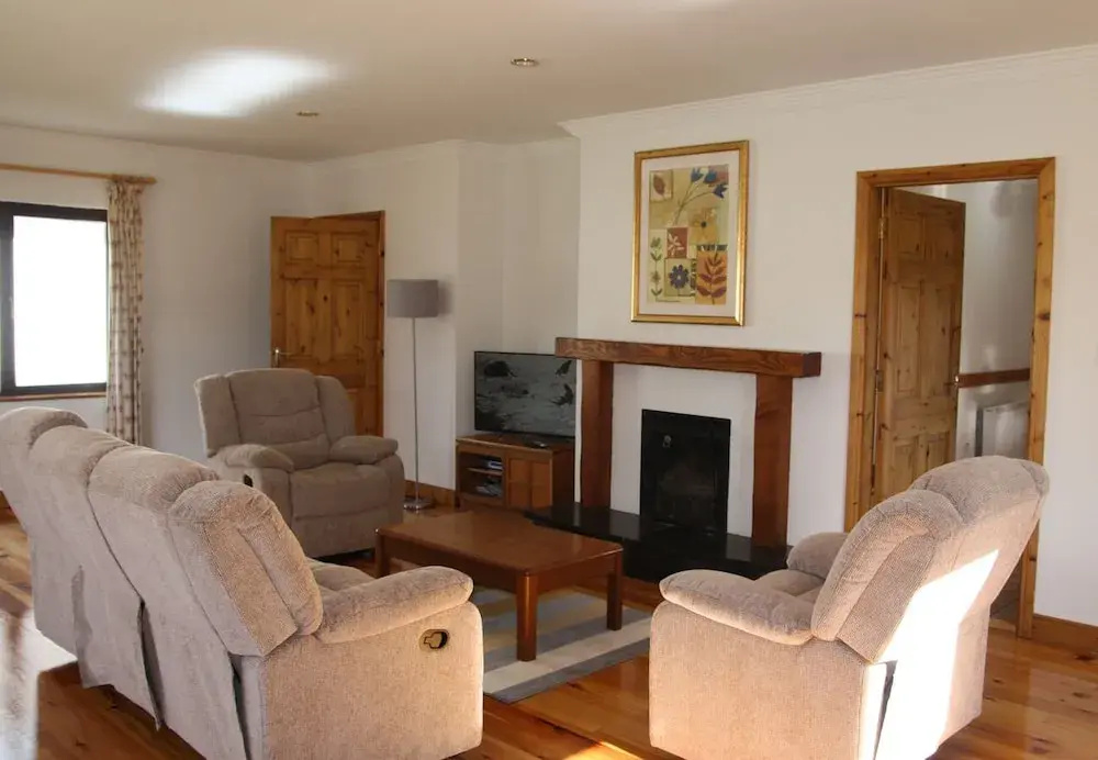 Galway Bay Lodge