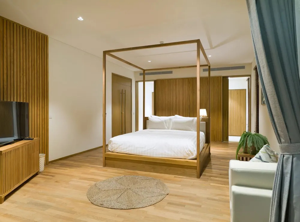 Chula Ocean Boutique Villa