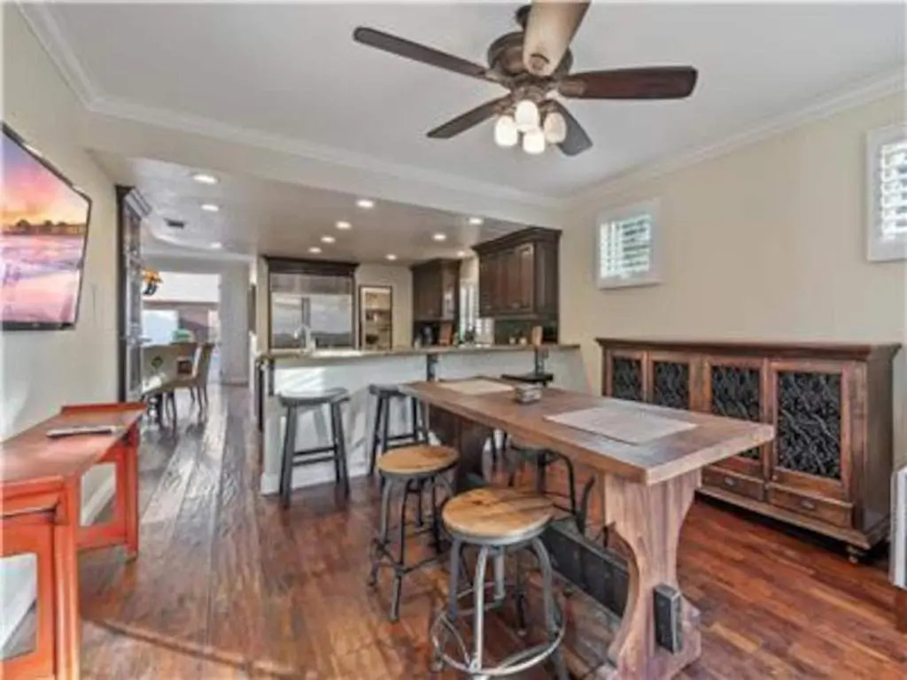 Family Home- Luxury Oasis- Minutes To Beach