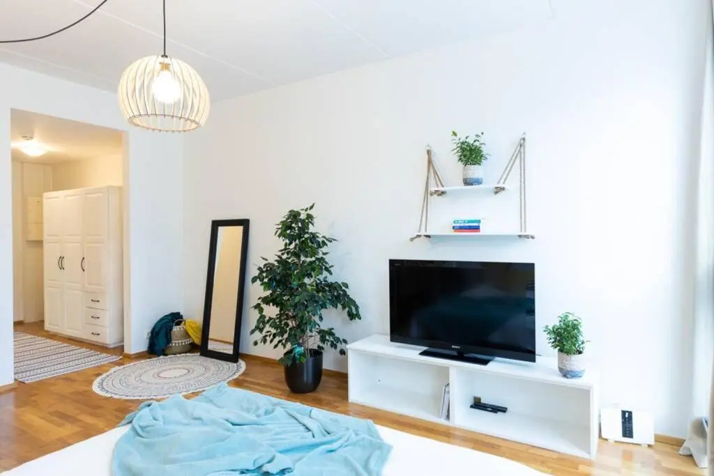 Lovely studio 5 min walk from Old Town and seaside