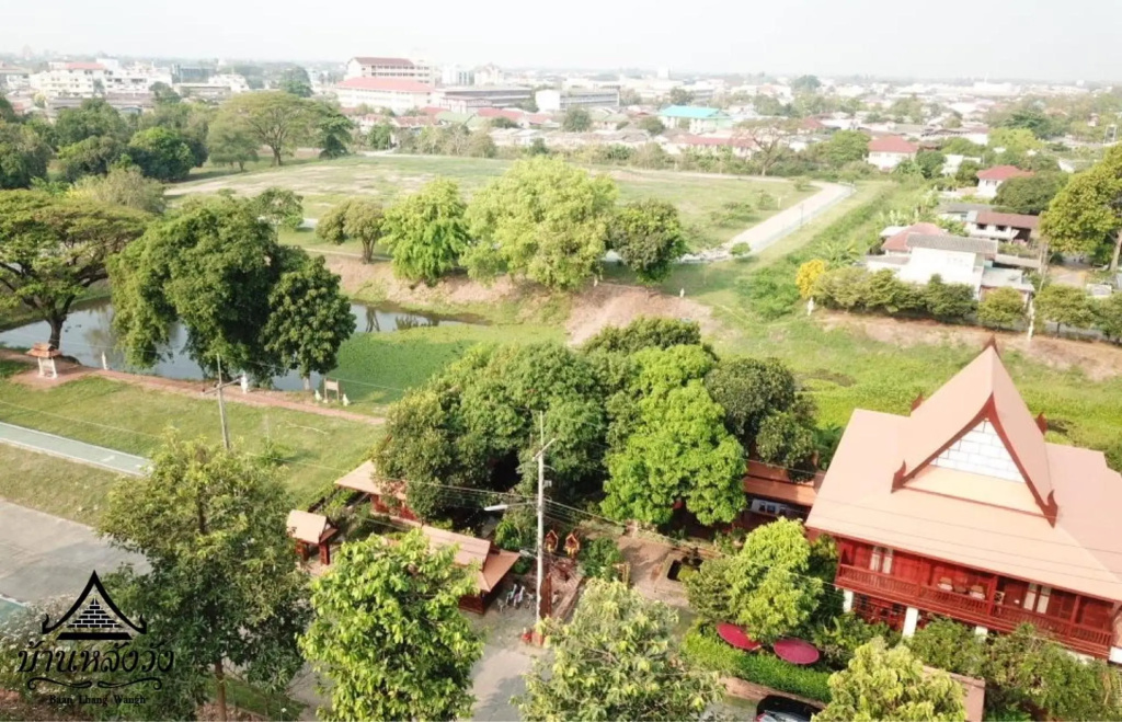 Baan Lhang Wangh บ้านหลังวัง
