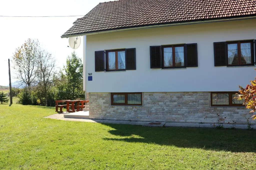 The House of Dunja