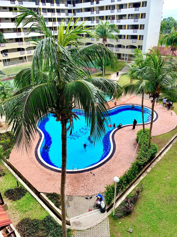 Sea La Vie Batik @ Laguna Resort